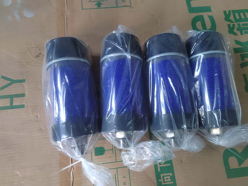 吸濕（shī）空氣濾（lǜ）清器